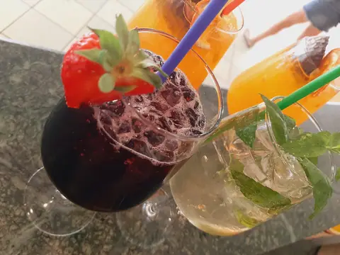 Aperitivo, giugno 2022 – Pasticceria Amadori