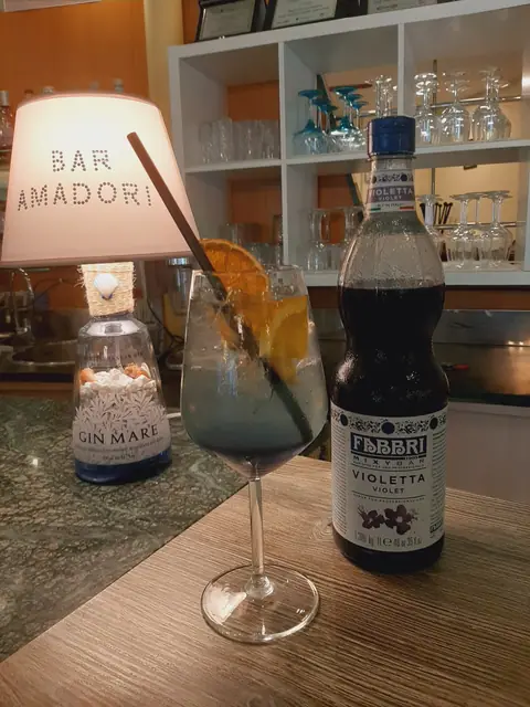 Aperitivo, ottobre 2023 – Pasticceria Amadori