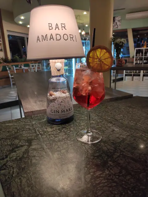 Aperitivo, ottobre 2023 – Pasticceria Amadori