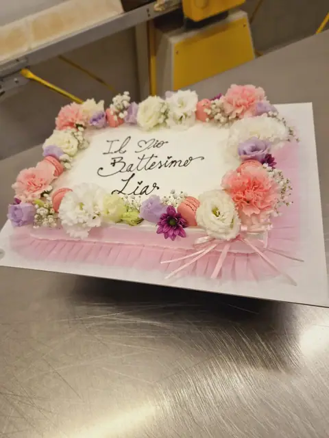 Torta per battesimo personalizzata, settembre 2024 – Pasticceria Amadori