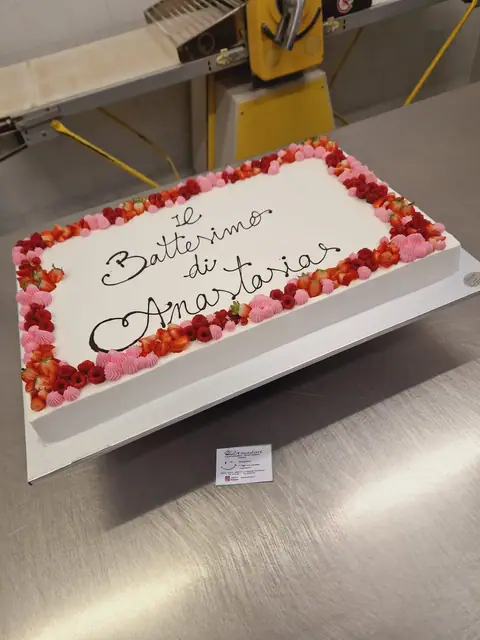 Torta per battesimo personalizzata, settembre 2024 – Pasticceria Amadori