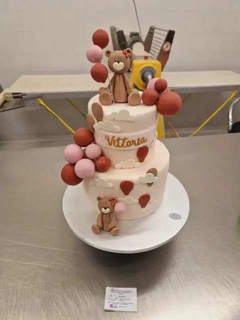 Torta per battesimo personalizzata, novembre 2024 – Pasticceria Amadori
