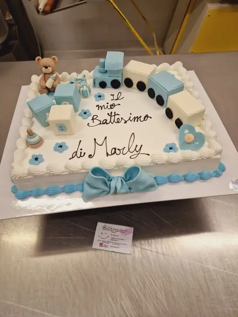 Torta per battesimo personalizzata, dicembre 2024 – Pasticceria Amadori