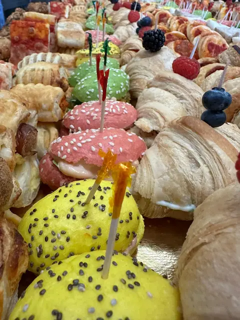 Buffet per feste e ricorrenze, 2024 – Pasticceria Amadori