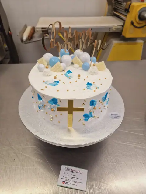 Torta per la Prima Comunione personalizzata, maggio 2024 – Pasticceria Amadori