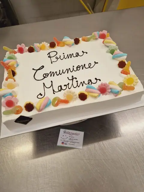 Torta per la Prima Comunione personalizzata, maggio 2024 – Pasticceria Amadori