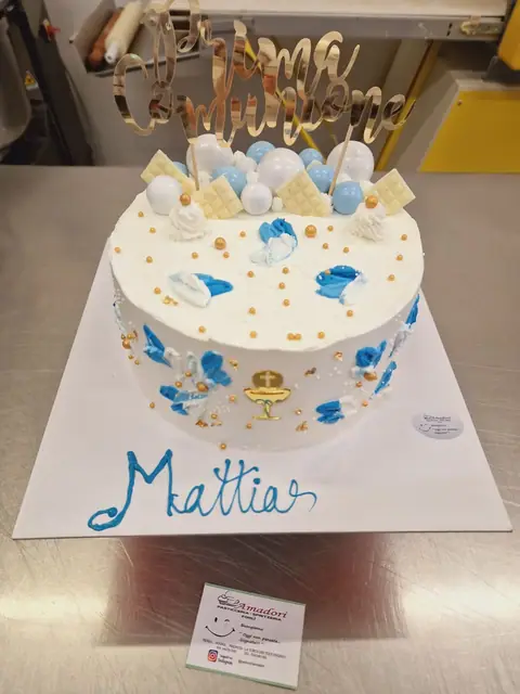 Torta per la Prima Comunione personalizzata, maggio 2024 – Pasticceria Amadori