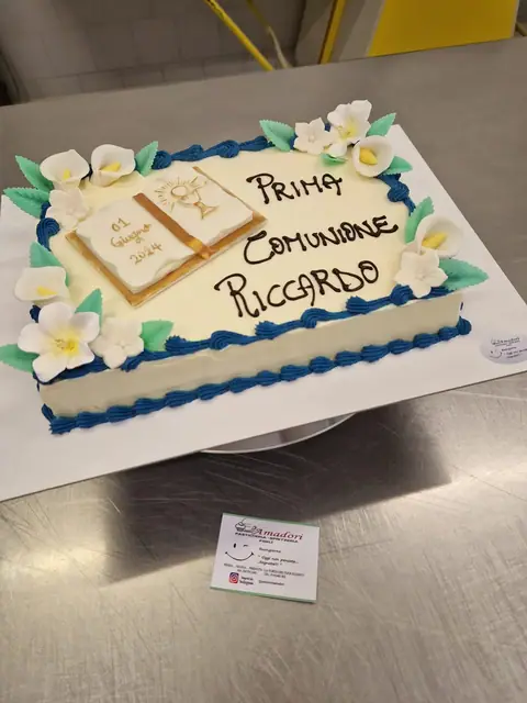 Torta per la Prima Comunione personalizzata, giugno 2024 – Pasticceria Amadori