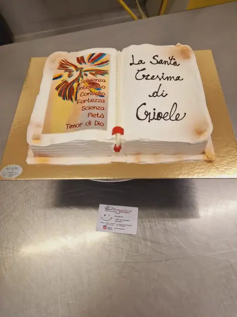 Torta per la Cresima personalizzata, settembre 2024 – Pasticceria Amadori