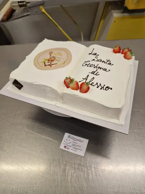 Torta per la Cresima personalizzata, ottobre 2024 – Pasticceria Amadori