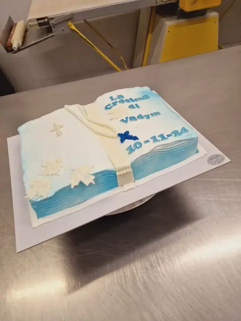 Torta per la Cresima personalizzata, novembre 2024 – Pasticceria Amadori