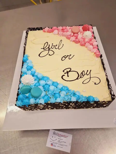Torta per la nascita personalizzata, settembre 2023 – Pasticceria Amadori